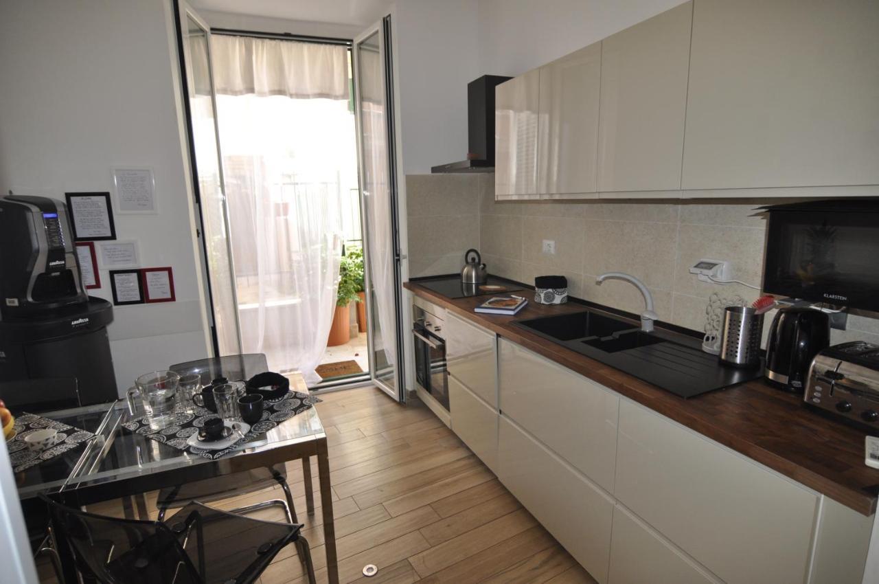 Flatinrome Trastevere Deluxe Rooms - Green Patio Kültér fotó