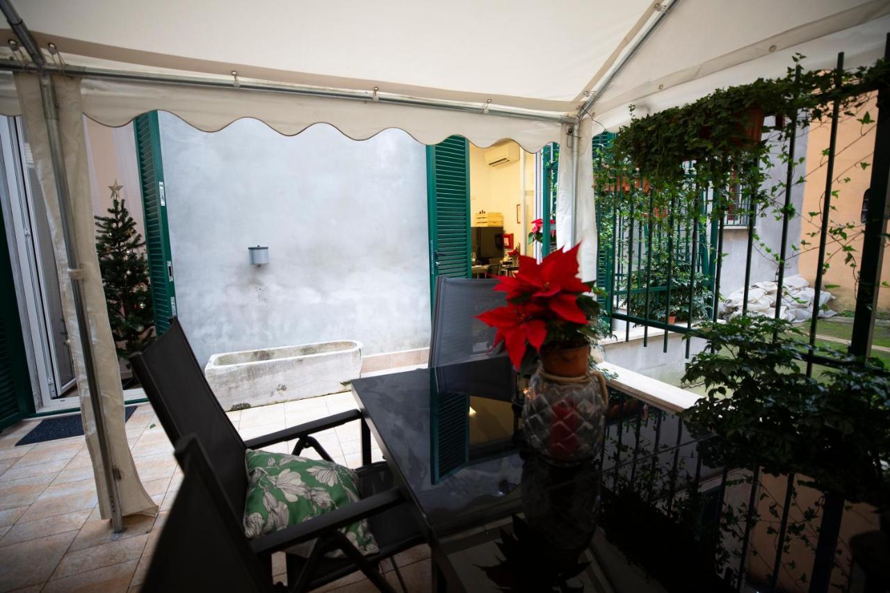 Flatinrome Trastevere Deluxe Rooms - Green Patio Kültér fotó