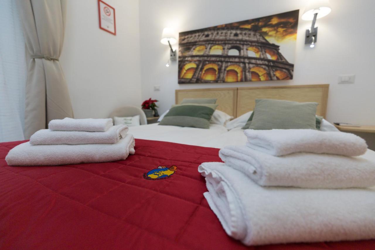 Flatinrome Trastevere Deluxe Rooms - Green Patio Kültér fotó