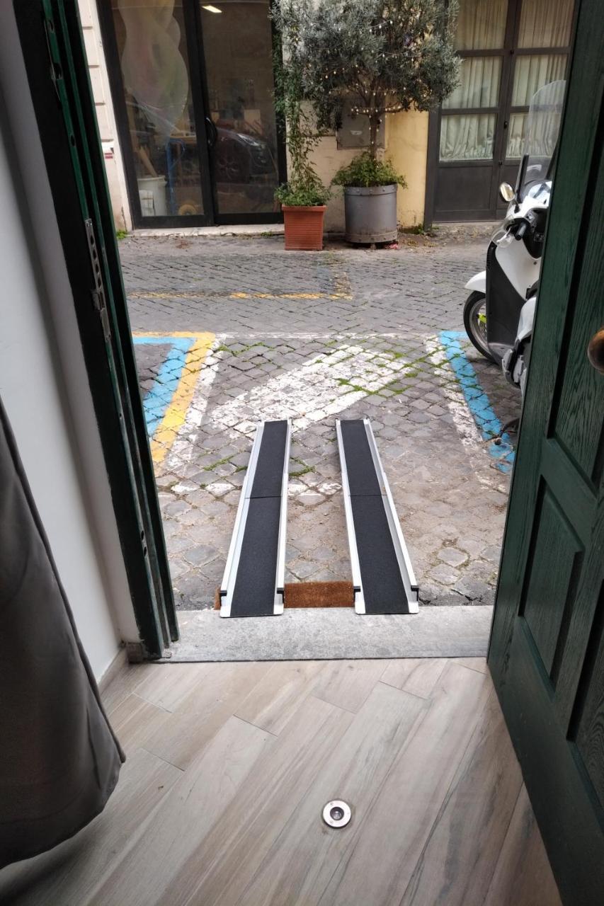 Flatinrome Trastevere Deluxe Rooms - Green Patio Kültér fotó